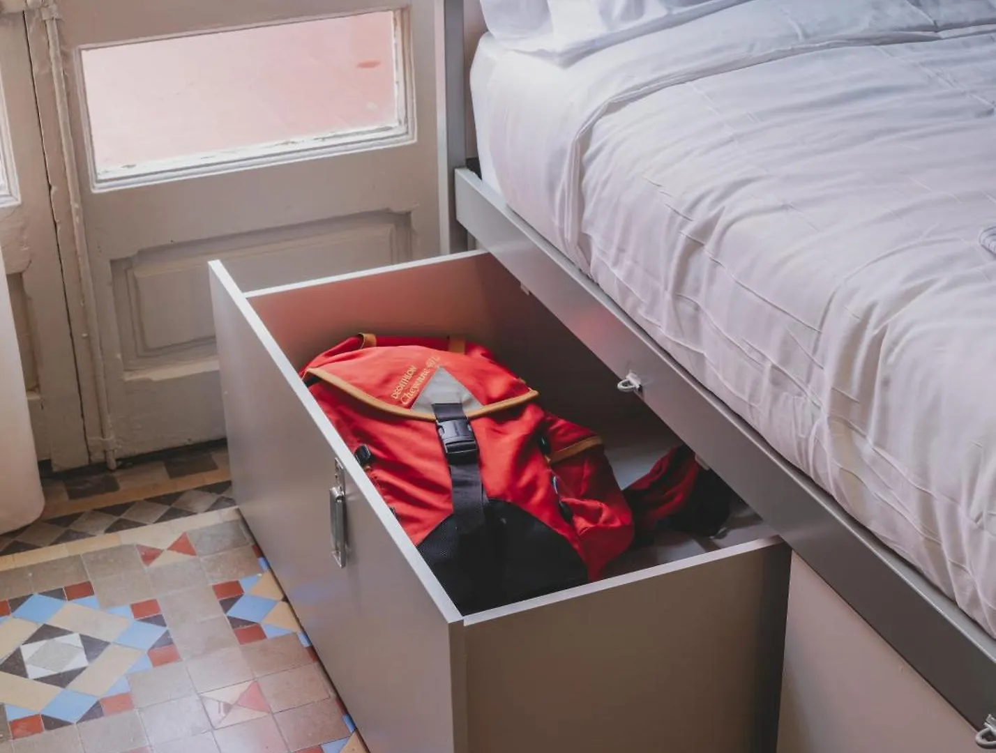 Piulet Hostel Barcelona Spain